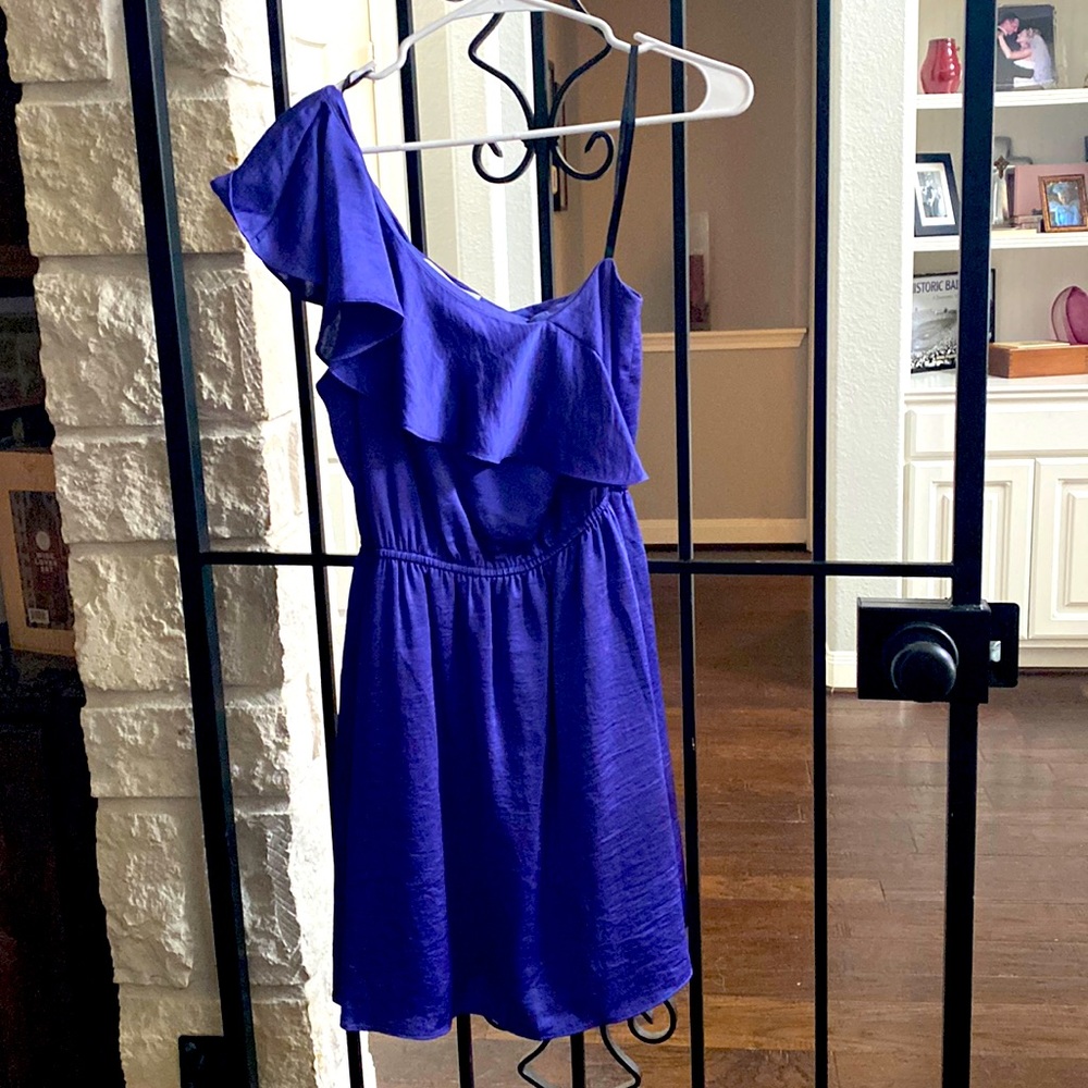 One Shoulder Size Small Bcbgeneration. Purple. Wo… - image 1